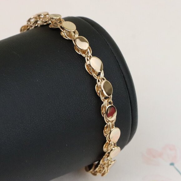 "Elegant Rose Gold Bracelet with Textured Round Charm Links, XPBL1102 - Picture 1 of 12